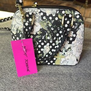 Betsey Johnson Black and White Handbag. New with tags. Non-smoking home.